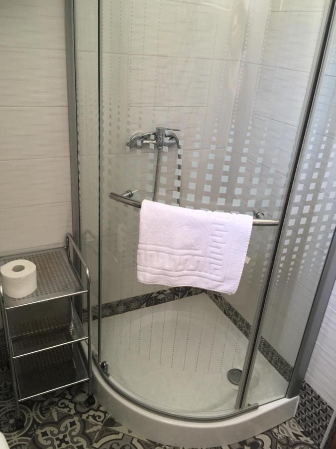 Apartments 4M غورني كارين المظهر الخارجي الصورة